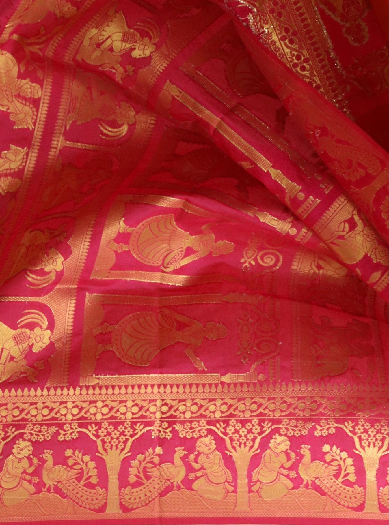 Red & Pink Silk Baluchari