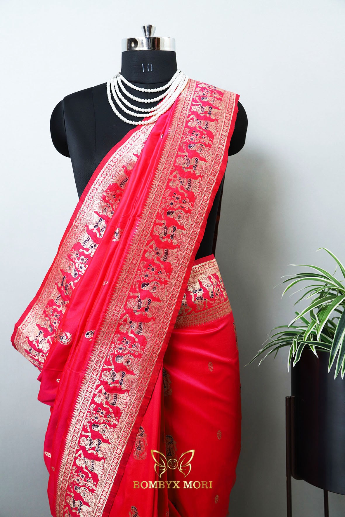 Fuchsia Pink Baluchari saree