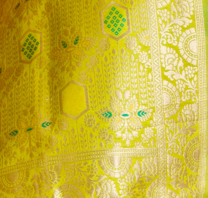 Golden Meadows Green Gharchola Silk Saree