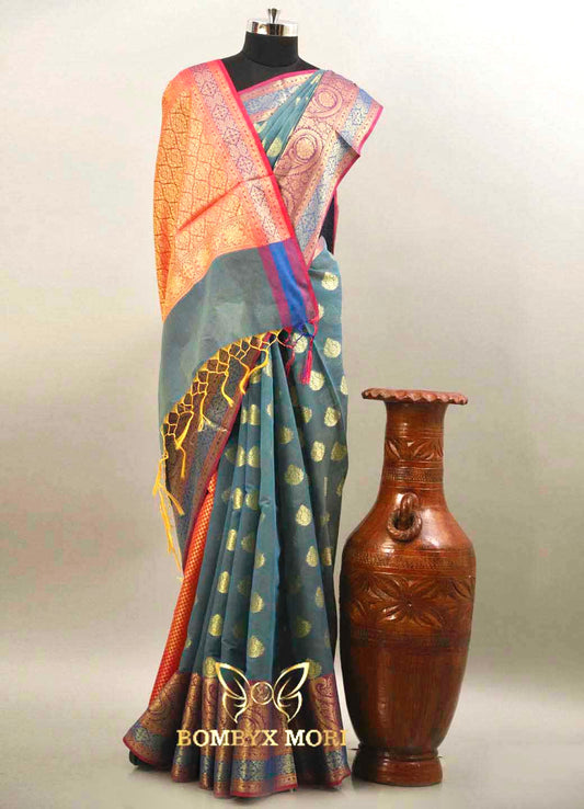 Aadhira Kashi Banarasi Saree