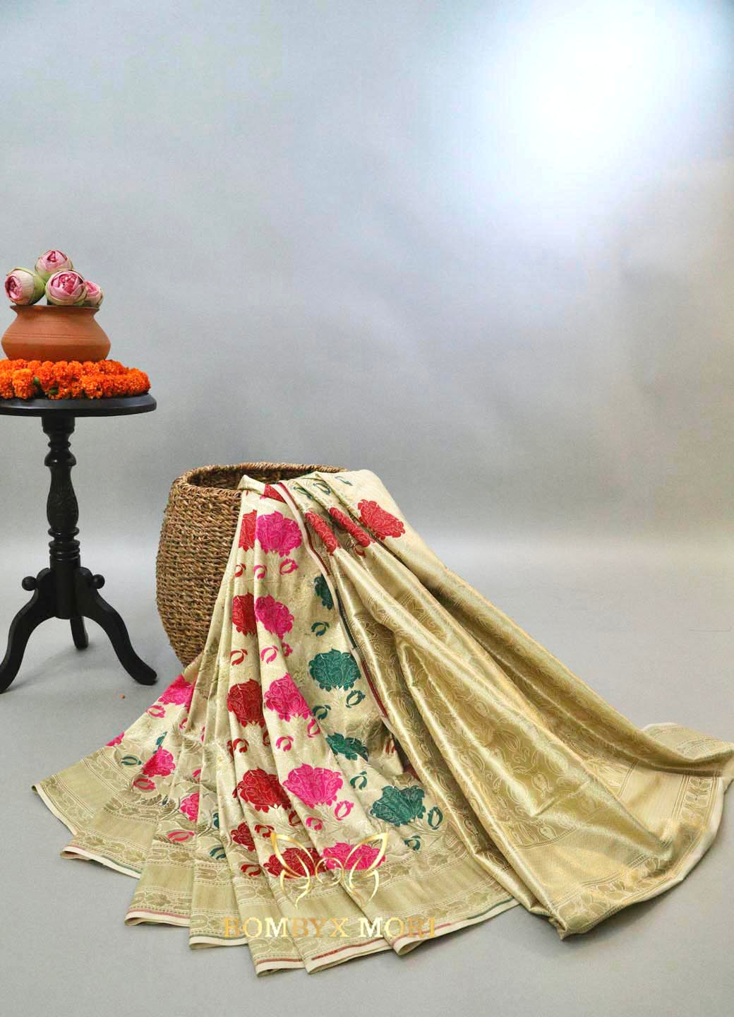 Khinkhwab Cream and Golden Bombyx Banarasi saree