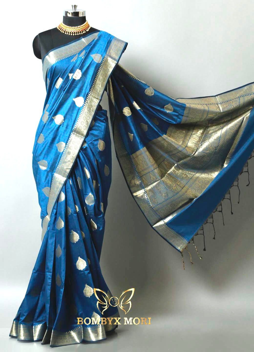 Sapphire Blue and Golden Bombyx Banarasi saree