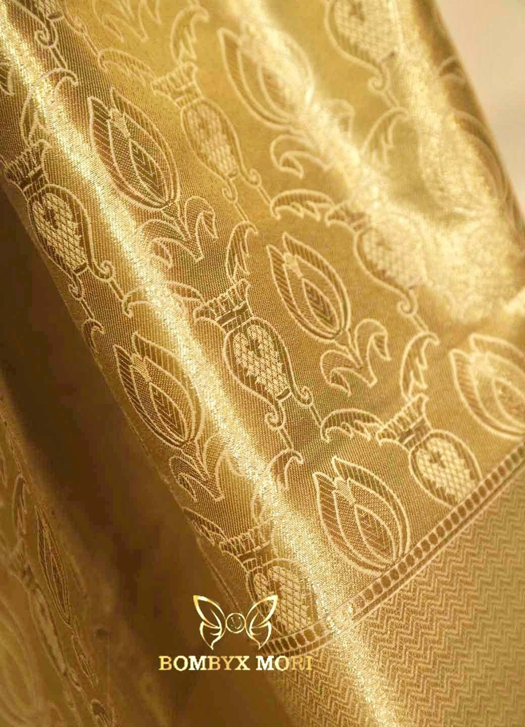 Khinkhwab Cream and Golden Bombyx Banarasi saree