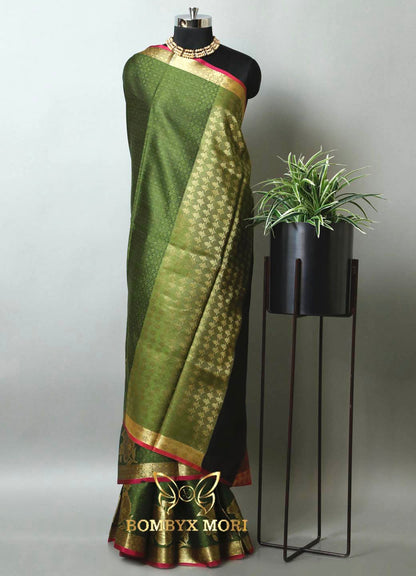 Hunter Green and Pink Tanchoi Silk Saree